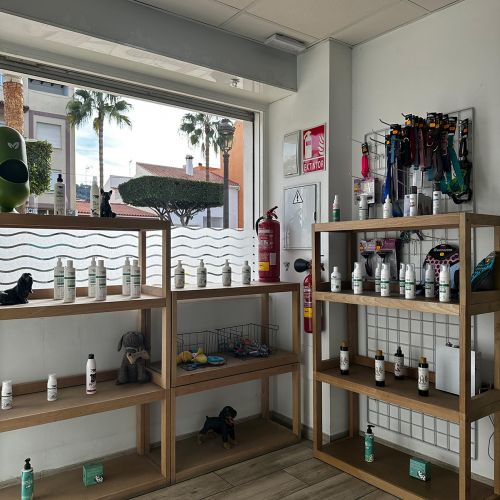 Estantería peluquería canina Destellos